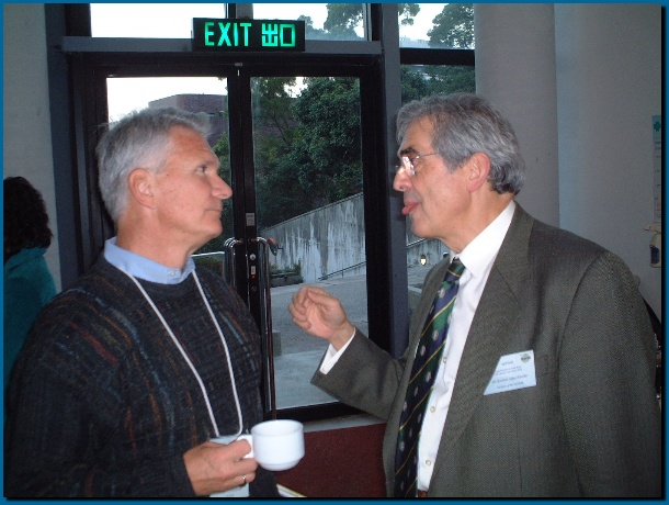 602x451 pixels (116K)